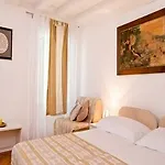 بيت للعطل Old Town E